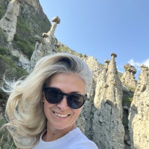 Яна Реброва